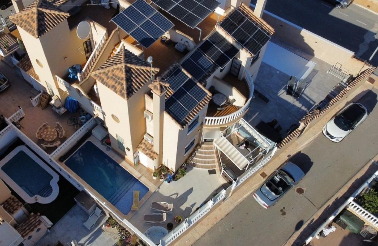 Resale - Bungalow - Orihuela Costa - Villamartín