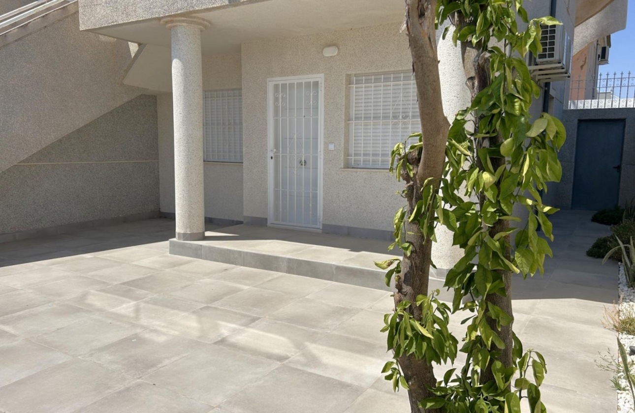 Resale - Bungalow - Torrevieja - El Chaparral