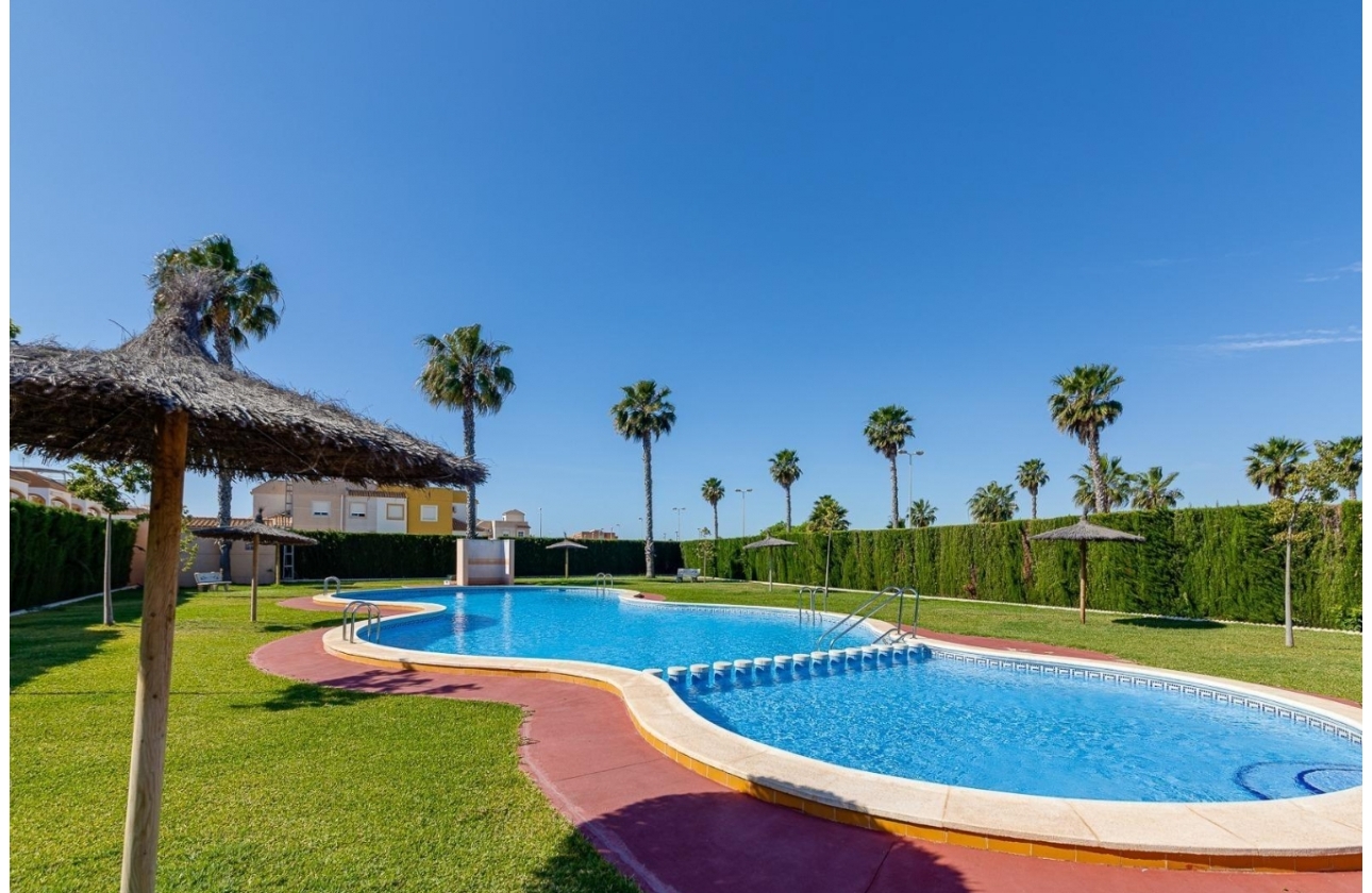 Resale - Bungalow - Torrevieja - El Chaparral