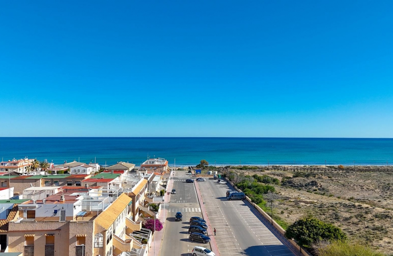 Resale - Bungalow - Torrevieja - LA MATA