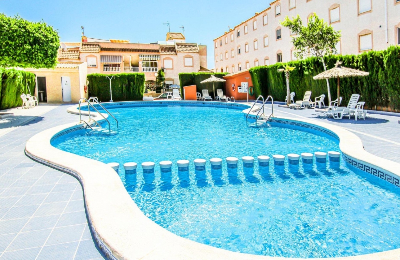Resale - Bungalow - Torrevieja - Los Balcones - Los Altos del Edén