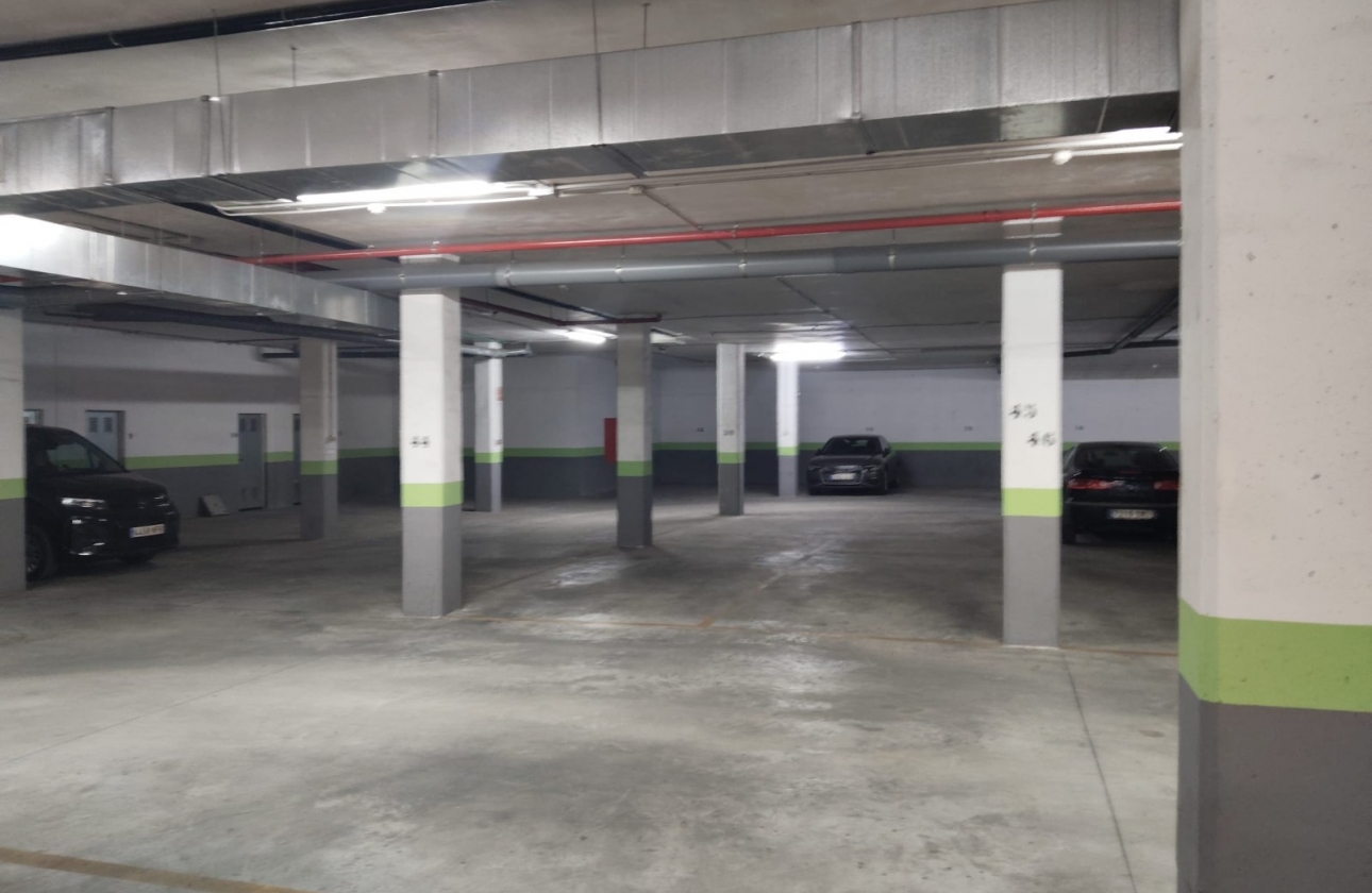 Resale - Garage - Torrevieja - LA MATA