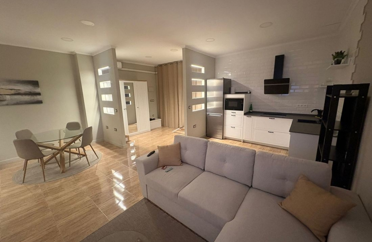 Resale - Studio - Torrevieja - Torrevieja - Playa de los Locos