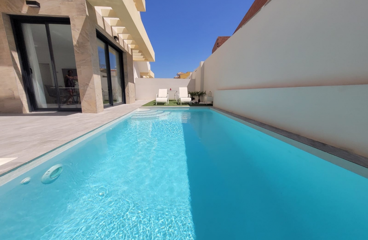 Resale - town house - Los Montesinos - La Herrada