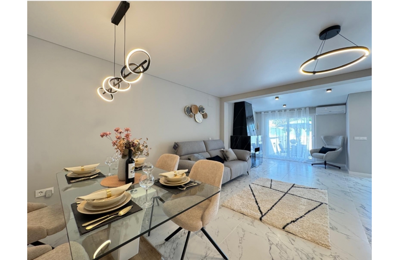 Resale - town house - Torrevieja - Playa del Cura