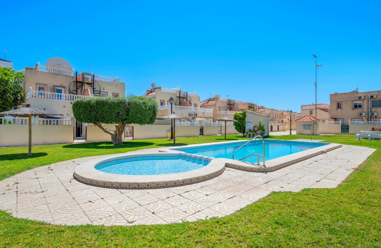 Resale - Townhouse - Orihuela Costa - La Zenia