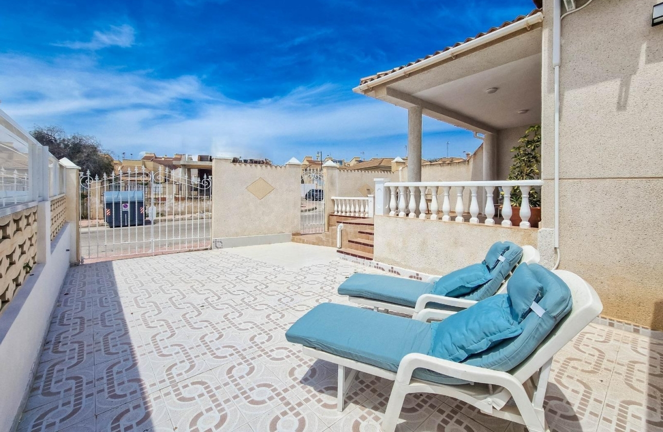 Resale - Townhouse - Torrevieja - Playa de los Locos
