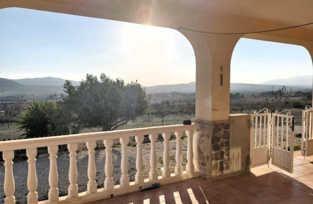 Resale - Villa - Alicante - Cañada Roja