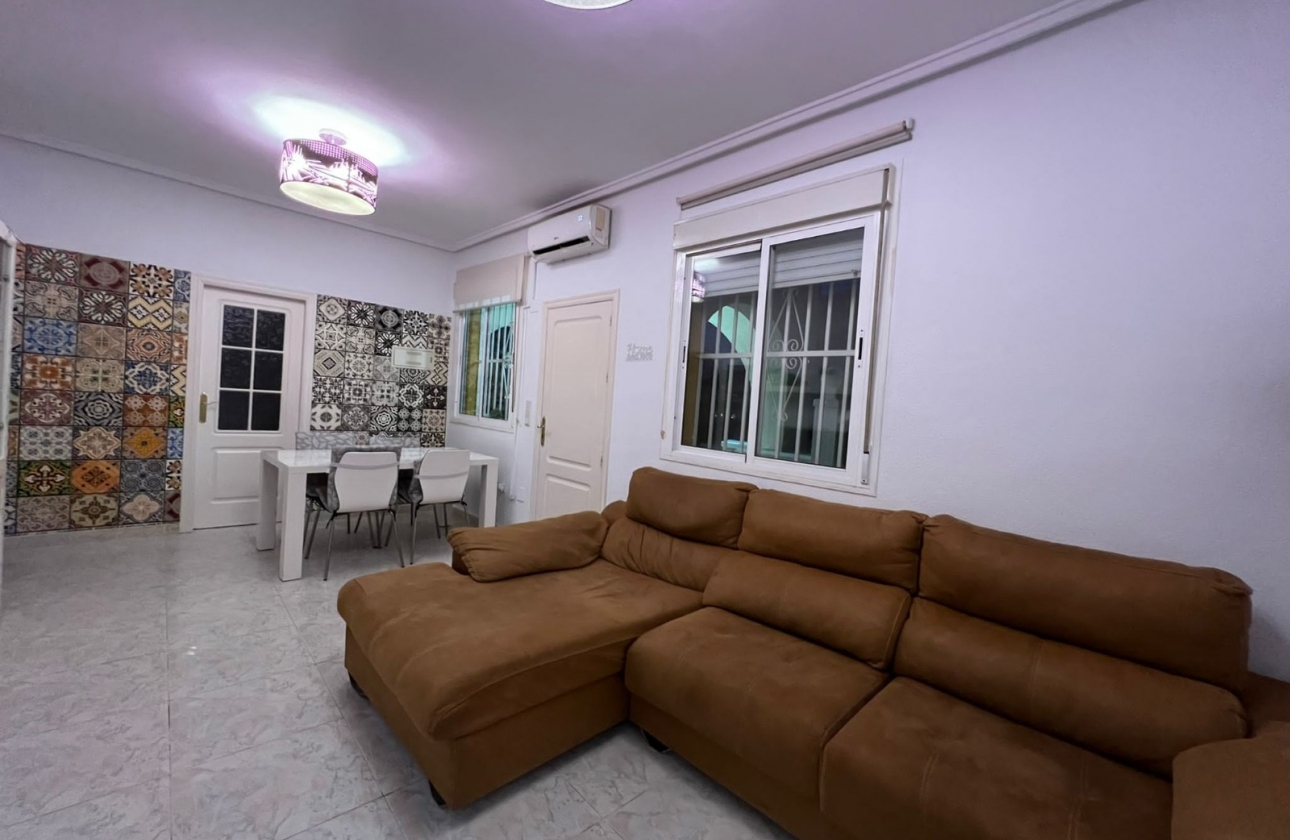 Resale - Villa - Ciudad Quesada