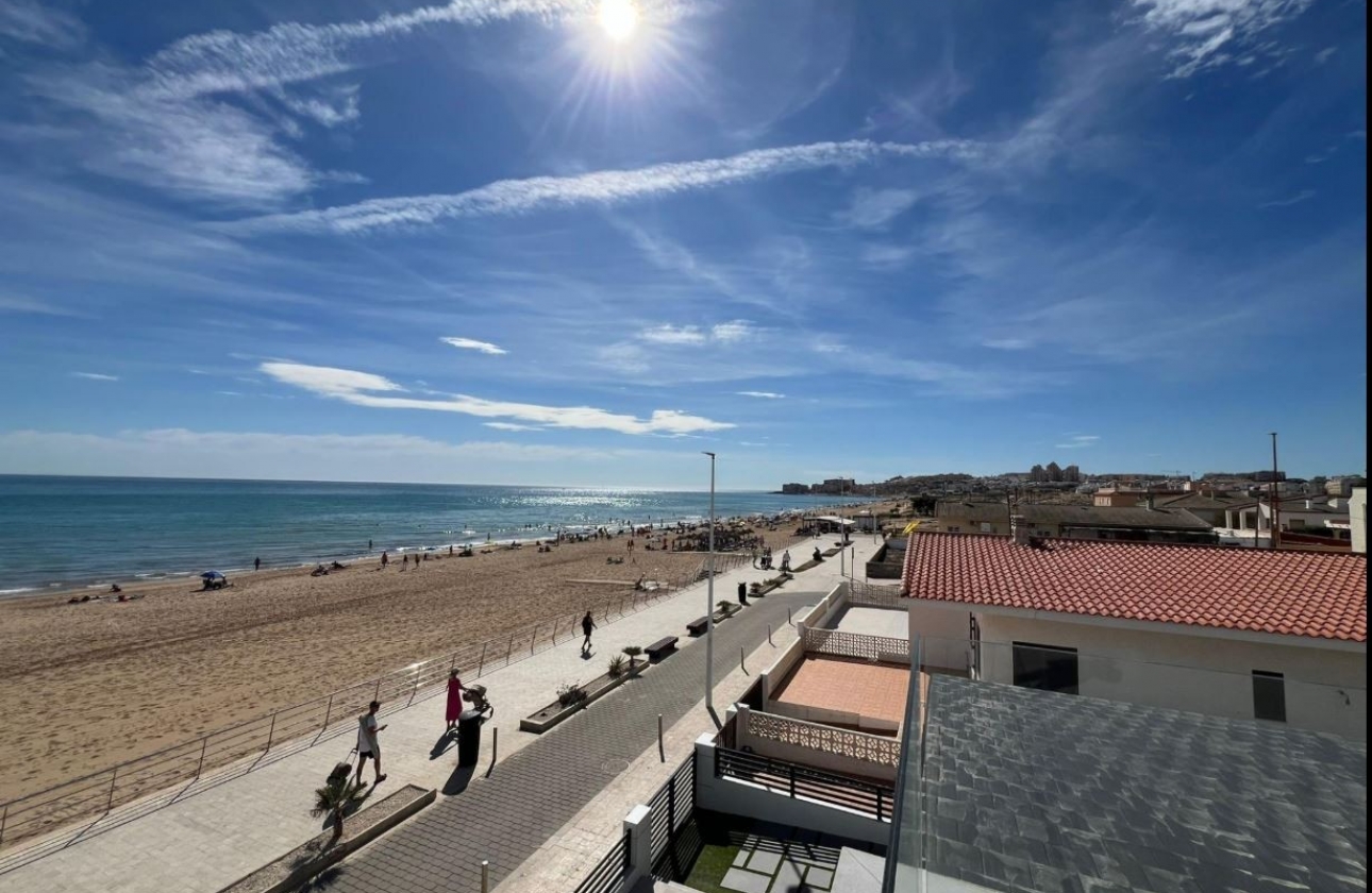 Resale - Villa - La Mata