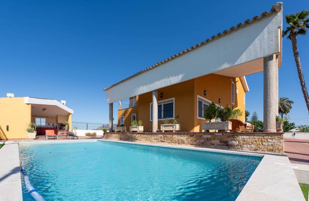 Resale - Villa - Orihuela Costa - Orihuela