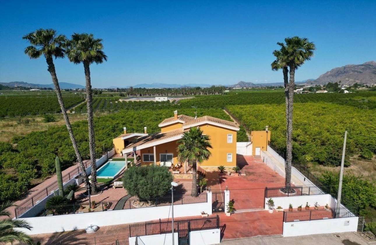 Resale - Villa - Orihuela Costa - Orihuela
