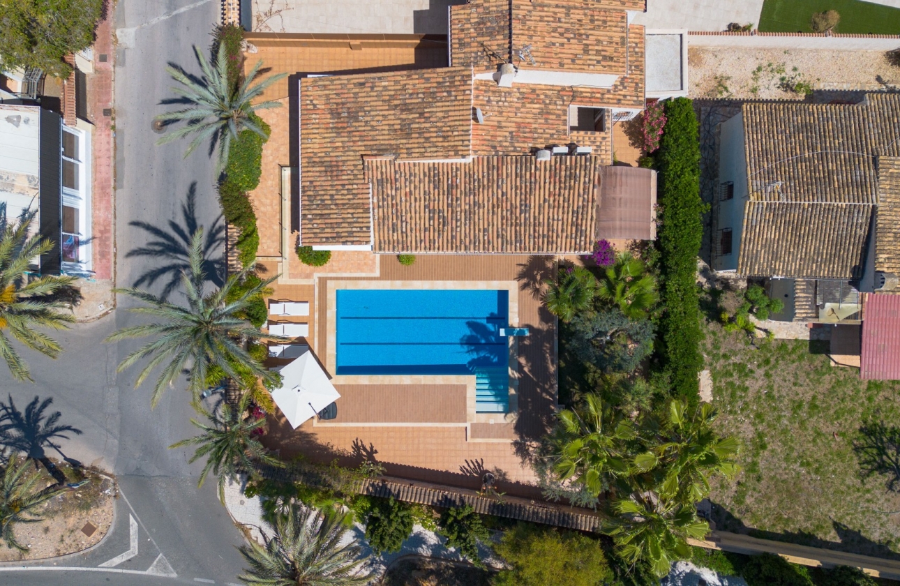 Resale - Villa - Orihuela Costa - Punta Prima