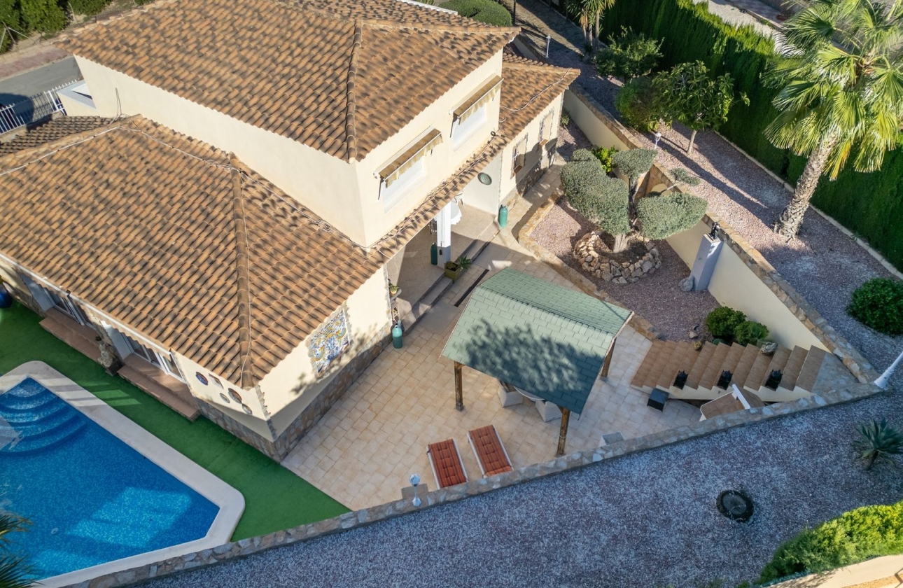 Resale - Villa - Torrevieja - Acequion- Torrevieja - Costa Blanca