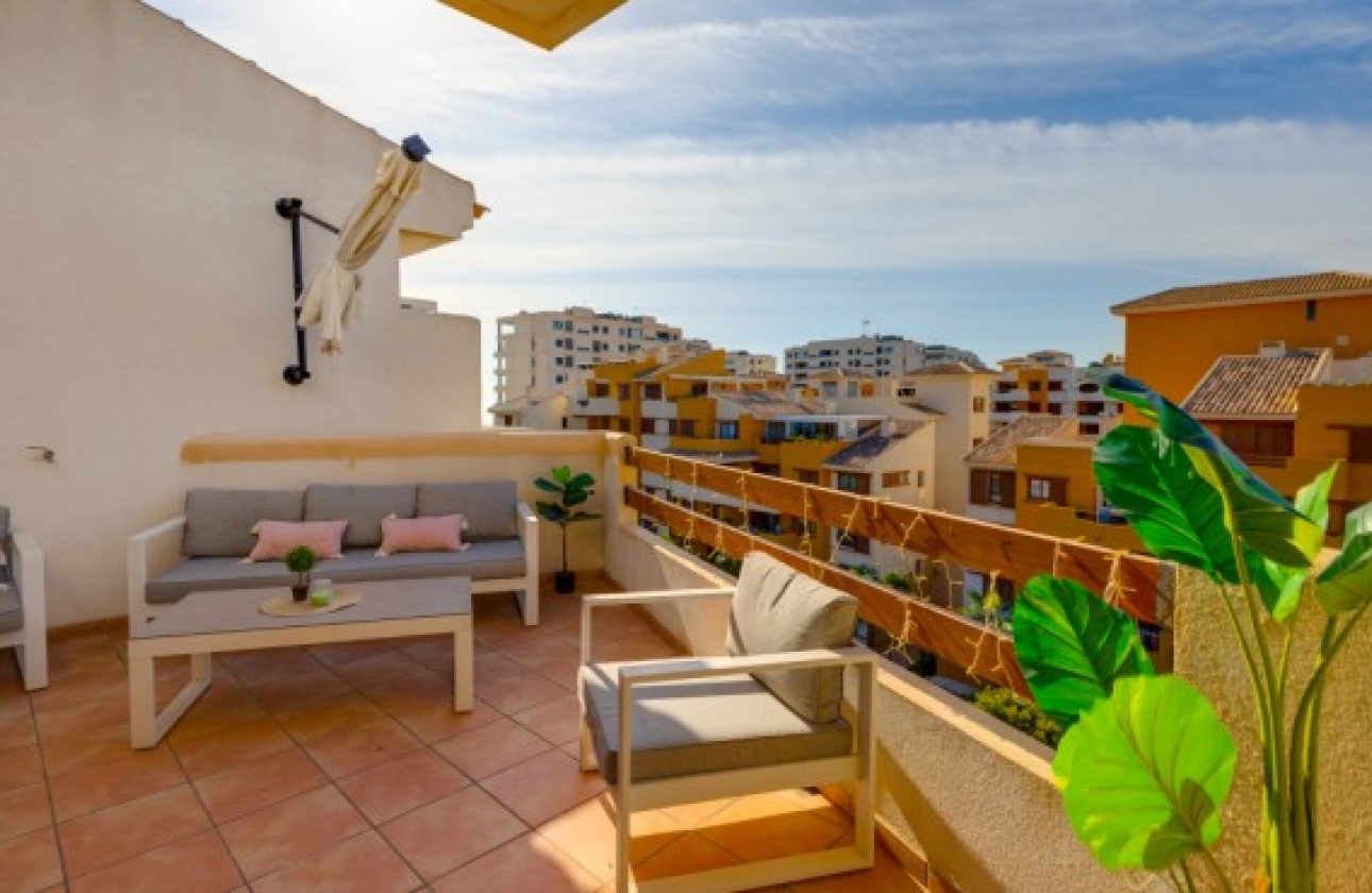 Reventa - Apartamento / piso - Orihuela Costa - Punta Prima