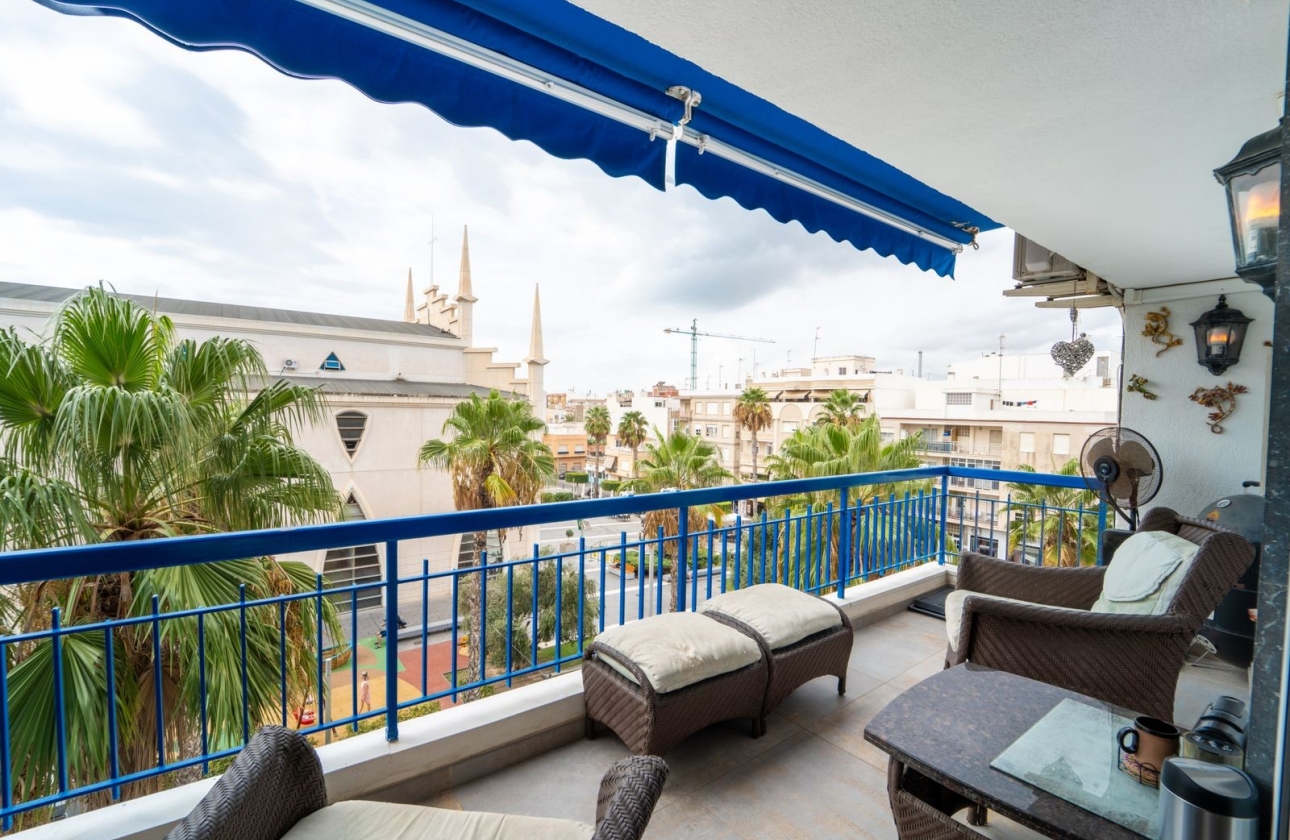 Reventa - Apartamento / piso - Torrevieja - Centro