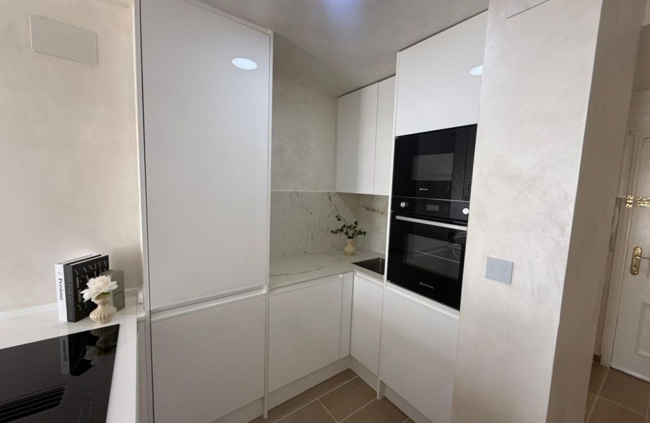 Reventa - Apartamento / piso - Torrevieja - Centro