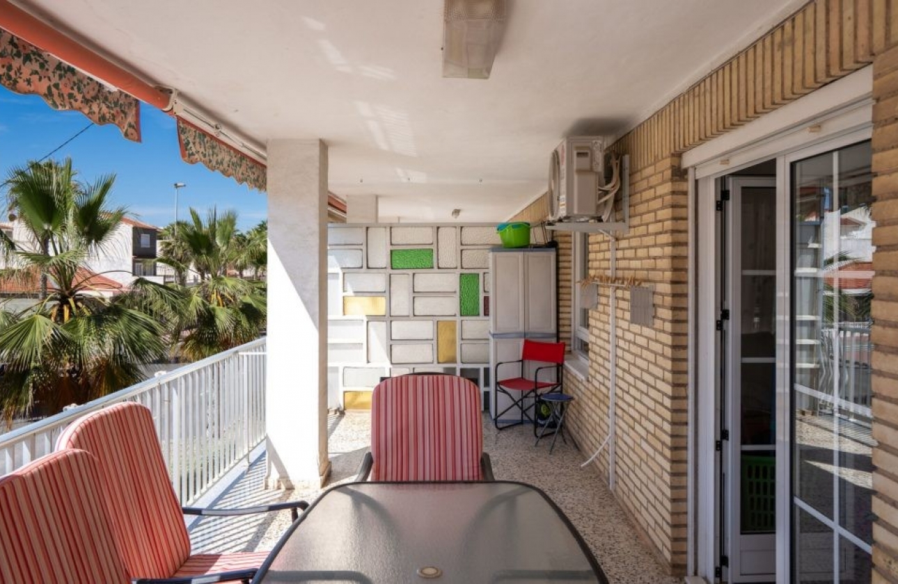 Reventa - Apartamento / piso - Torrevieja - El Acequión - Los Náufragos