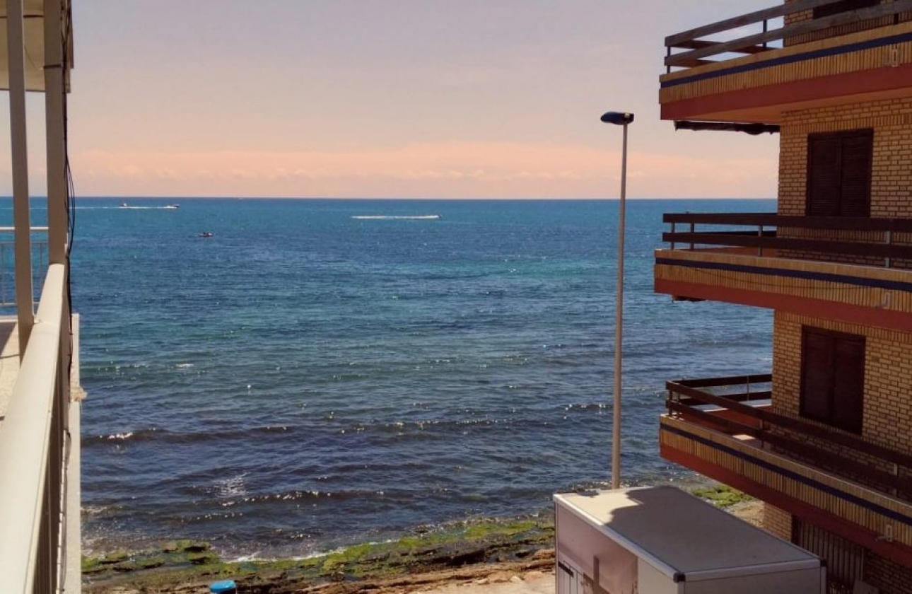 Reventa - Apartamento / piso - Torrevieja - El Acequión - Los Náufragos