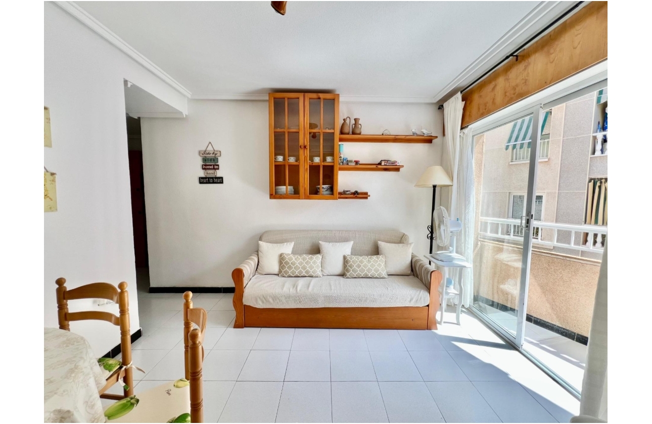 Reventa - Apartamento / piso - Torrevieja - Playa de los Locos