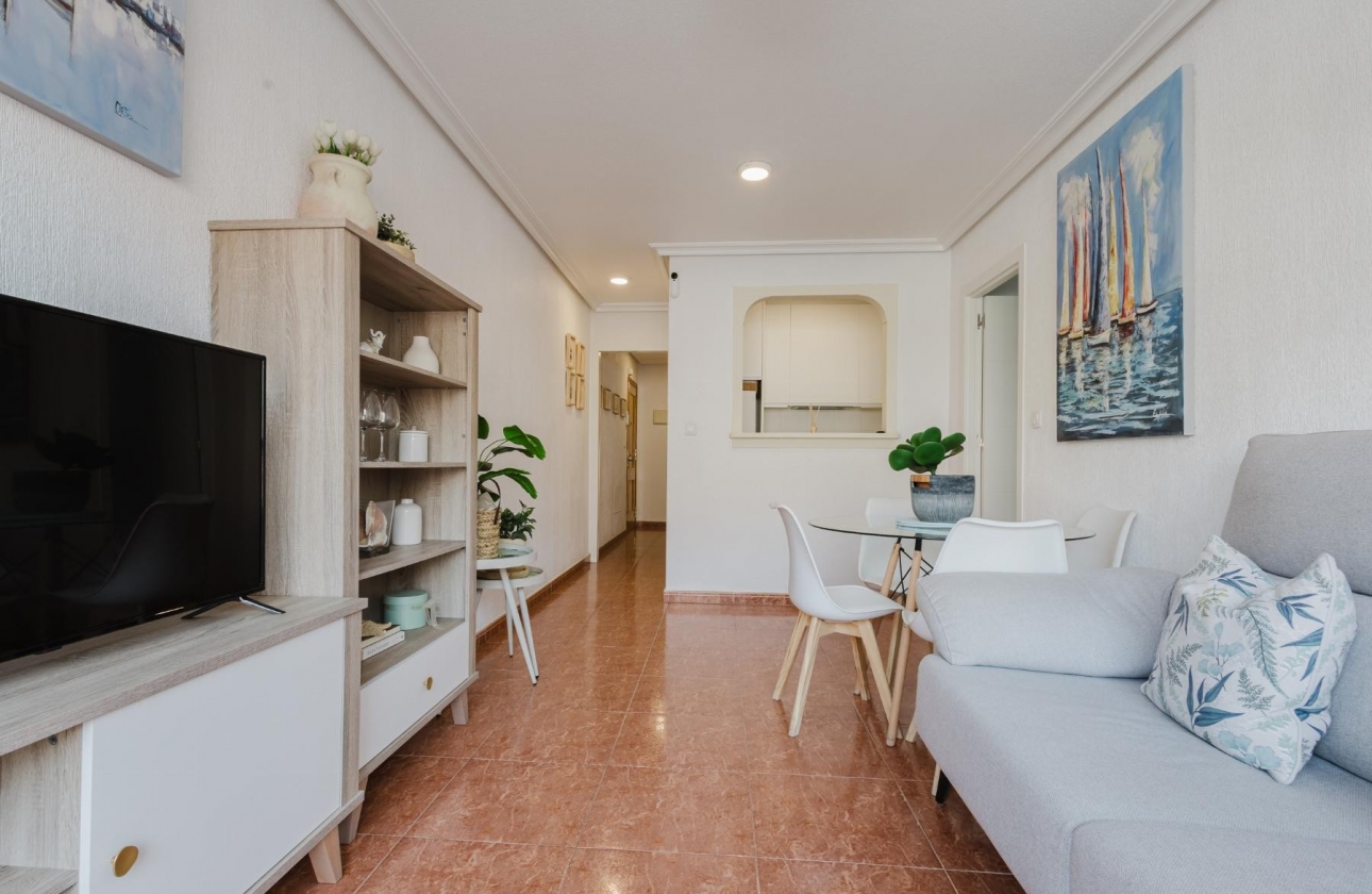 Reventa - Apartamento / piso - Torrevieja - Playa del Acequión