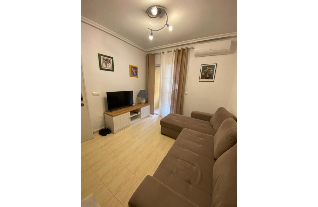 Reventa - Apartamento / piso - Torrevieja - Playa del Cura