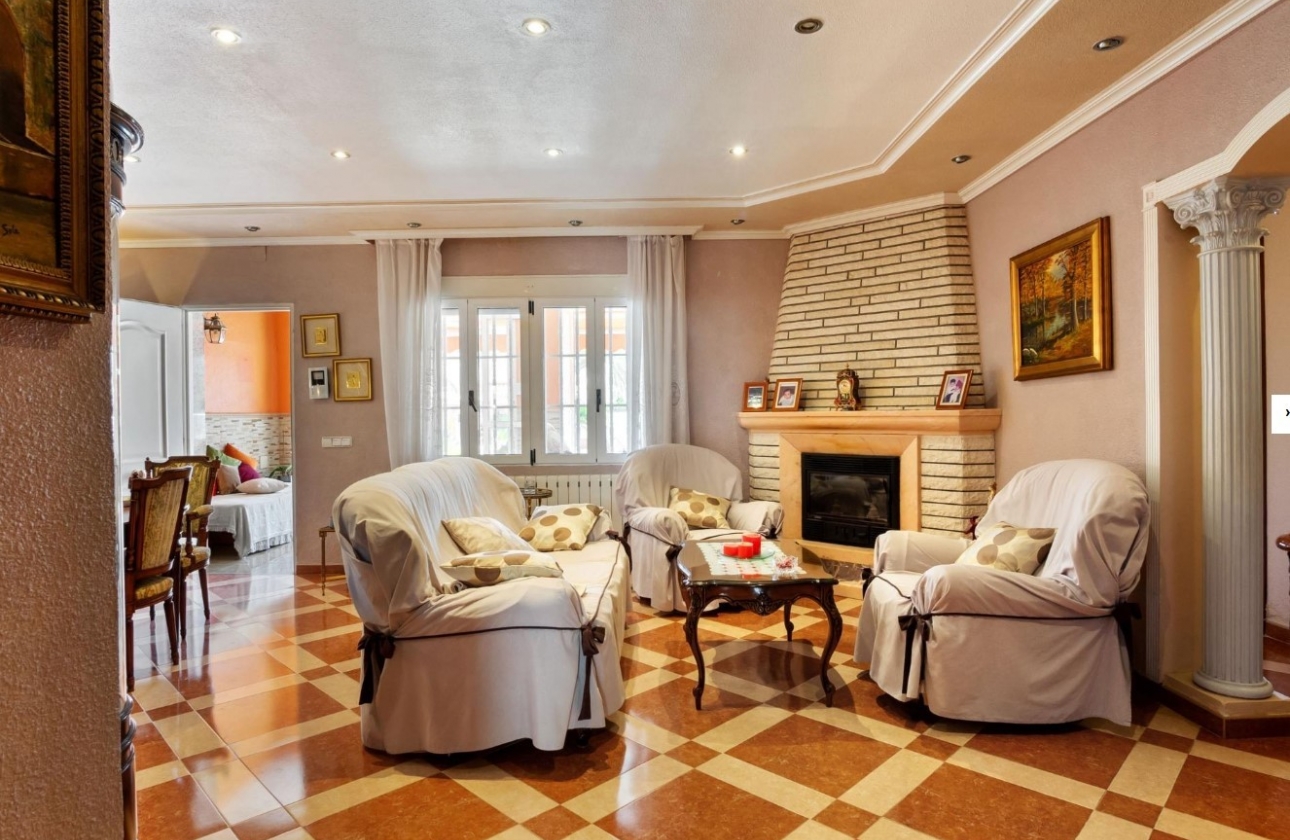 Reventa - Casa Adosada - Campoamor