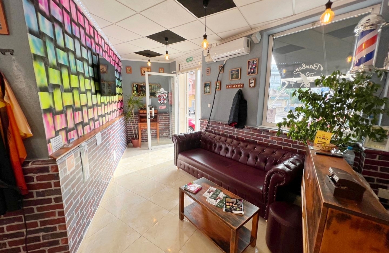 Reventa - Commercial space - Guardamar del Segura - Guardamar pueblo