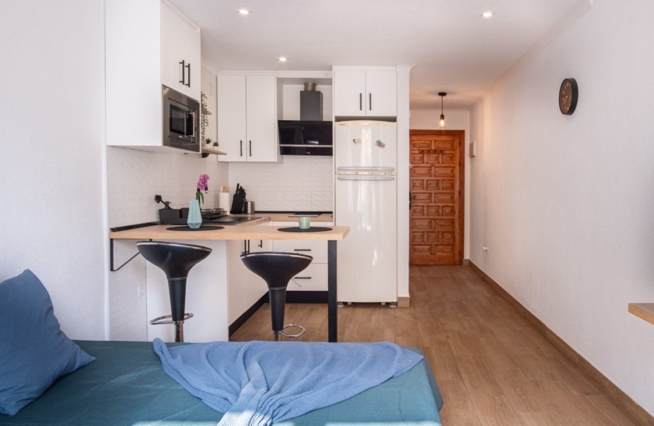 Reventa - Estudio - Torrevieja - Centro