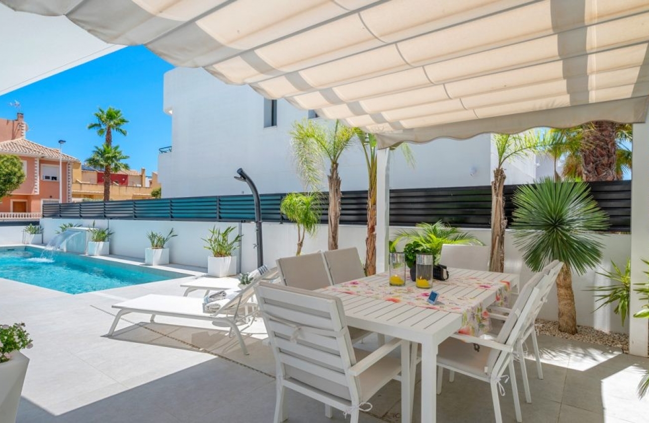 Reventa - Villa - Guardamar del Segura - Urbanizaciones