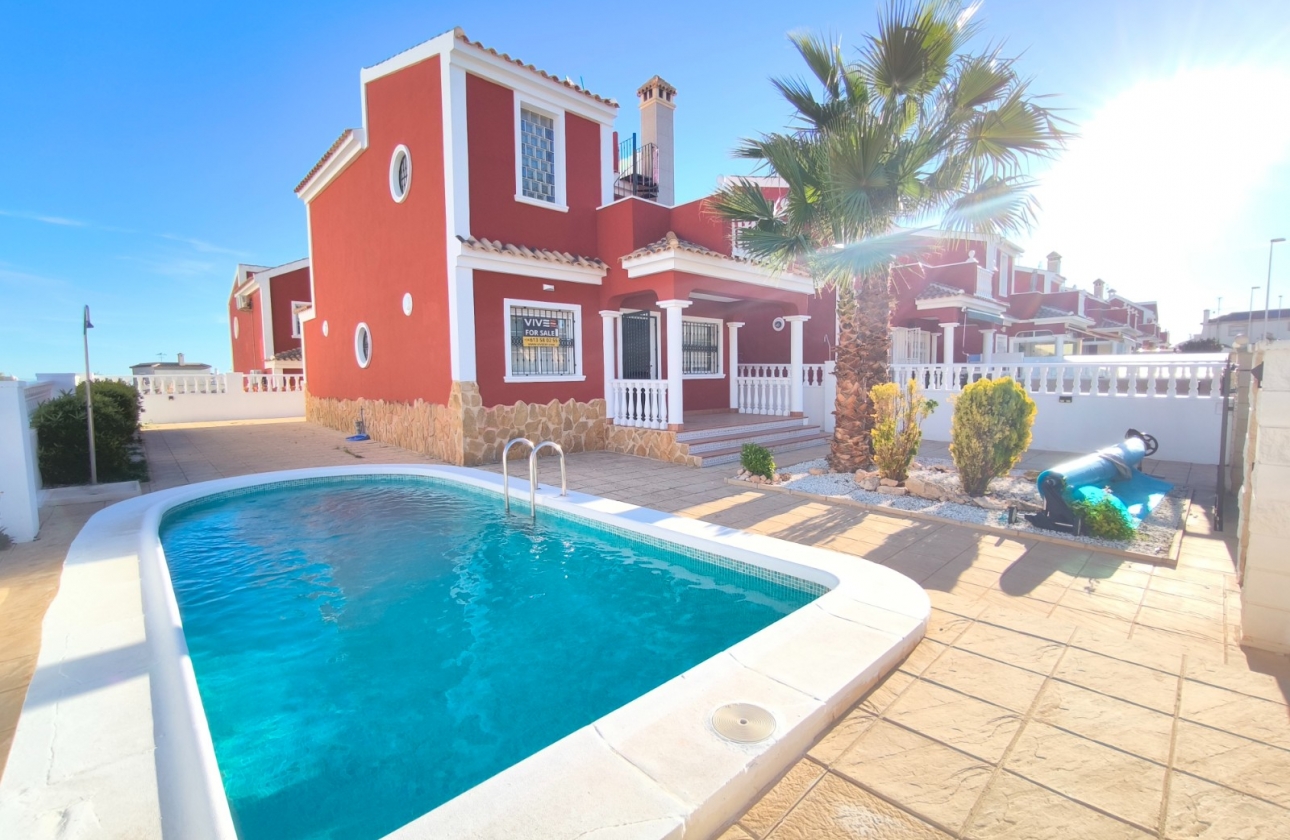 Reventa - Villa - Orihuela Costa - Los Dolses