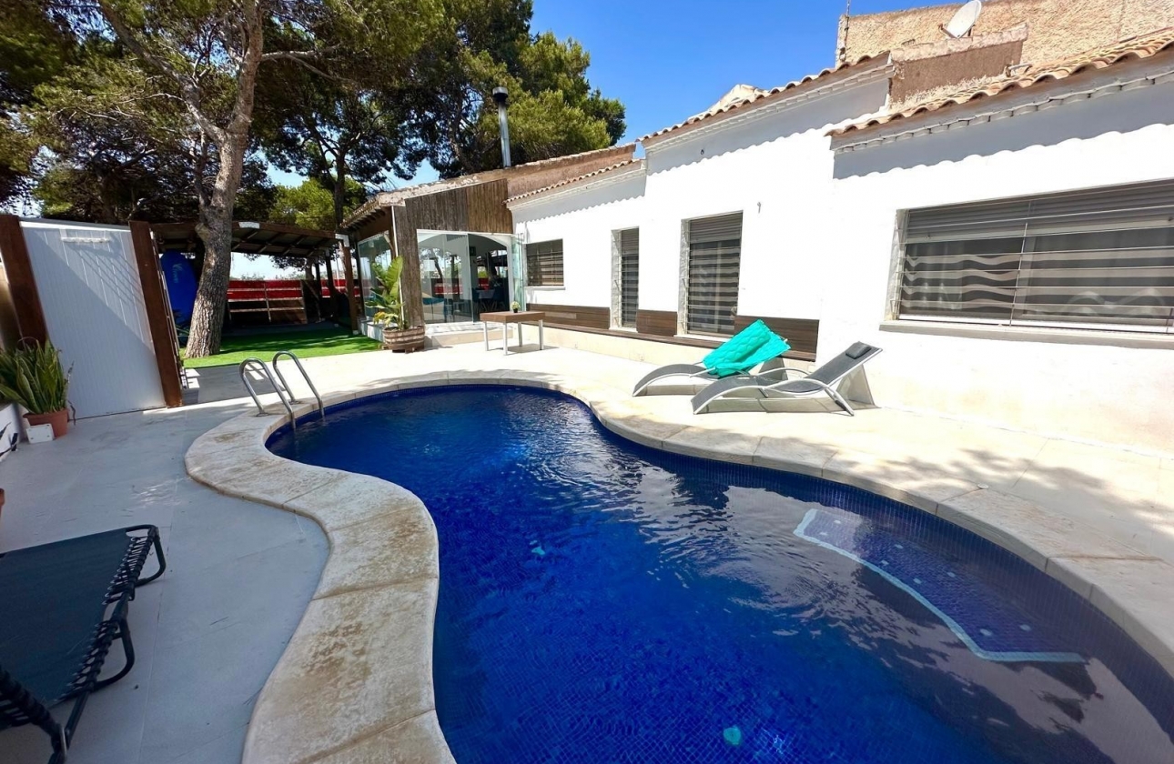 Reventa - Villa - Orihuela Costa - Punta Prima