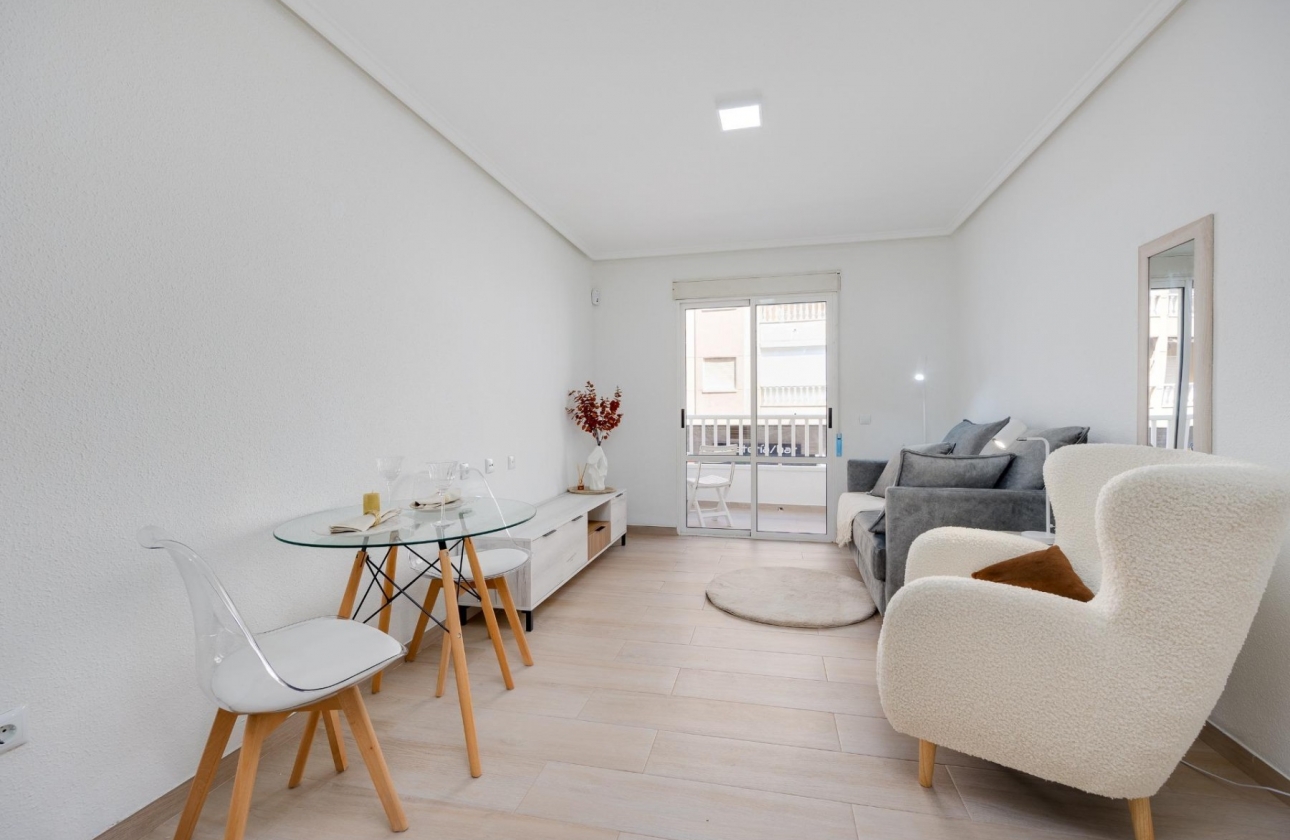 Rynek Wtórny - Apartament - Torrevieja - El Acequión - Los Náufragos