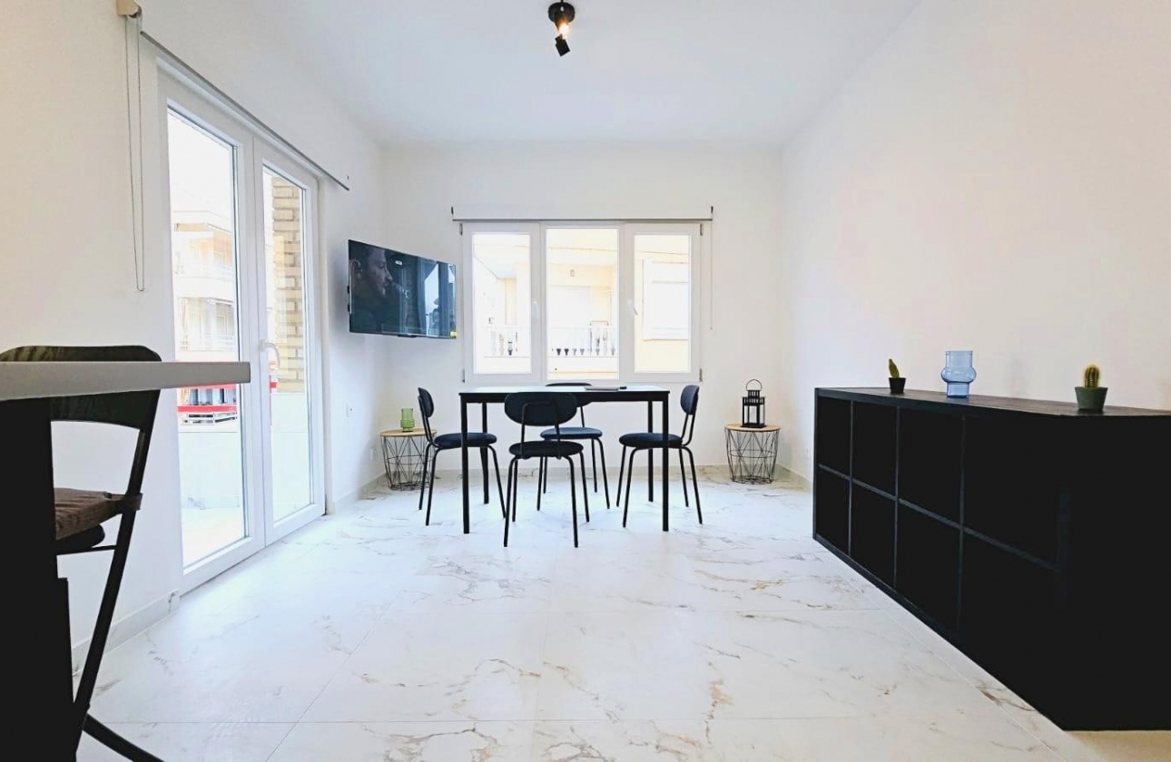 Rynek Wtórny - Apartament - Torrevieja - PLAYA LOS LOCOS