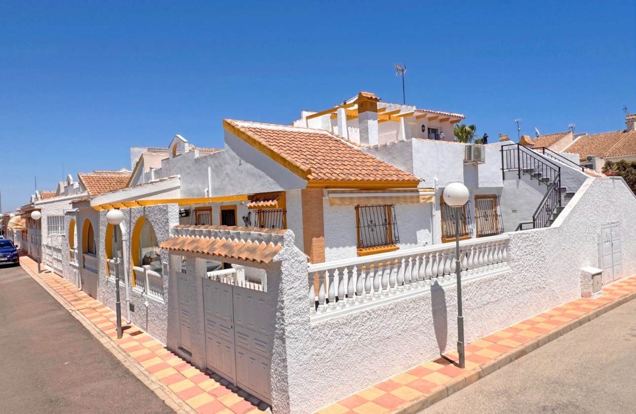 Rynek Wtórny - Bliźniak - Guardamar del Segura - Urbanizaciones