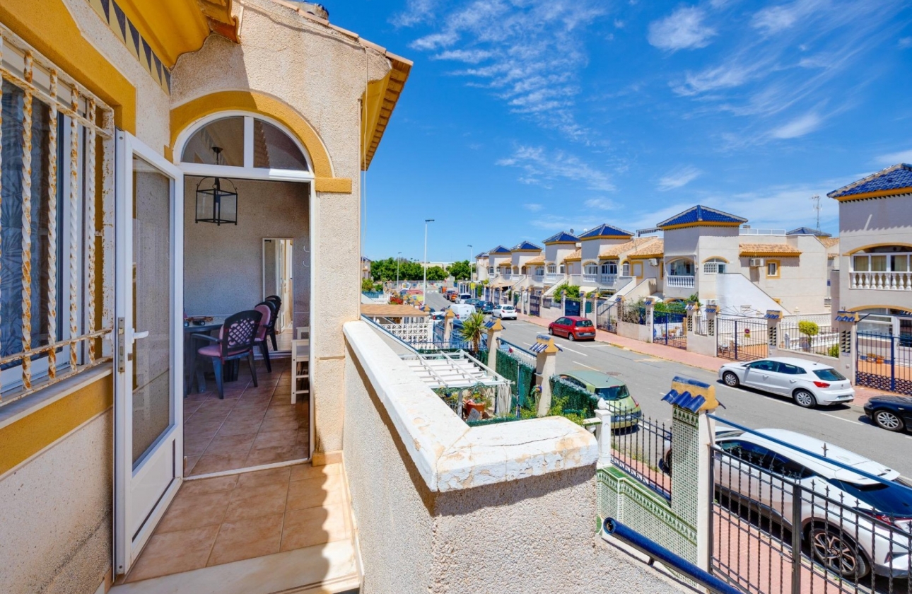 Rynek Wtórny - Bungalow - Torrevieja - Nueva Torrevieja - Aguas Nuevas