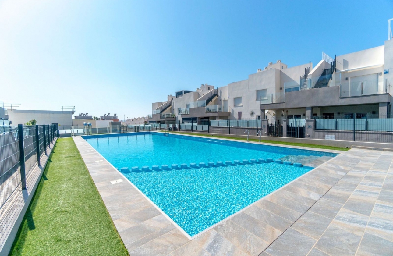 Rynek Wtórny - Bungalow - Torrevieja - Nueva Torrevieja - Aguas Nuevas