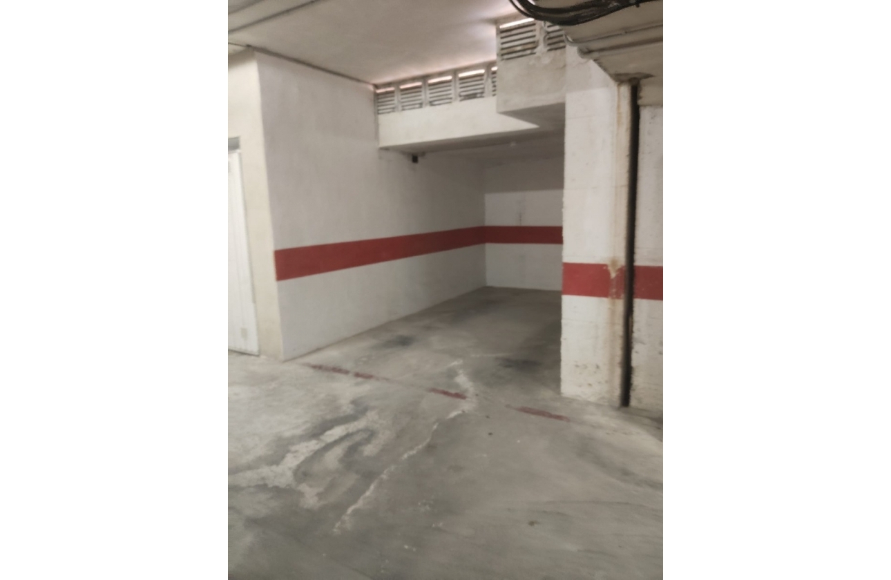 Rynek Wtórny - Garaż - La Mata
