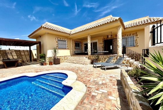 Villa - Resale - Orihuela Costa - La Zenia