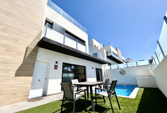Villa - Resale - Orihuela Costa - Villamartín