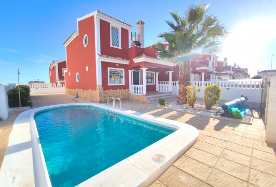 Villa - Reventa - Orihuela Costa - Los Dolses