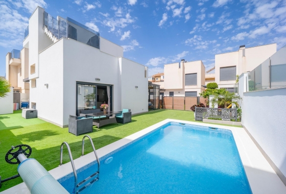 Villa - Reventa - Torrevieja - Nueva Torrevieja - Aguas Nuevas
