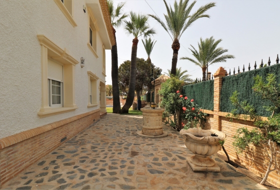 Resale - Villa - Orihuela Costa - Cabo Roig