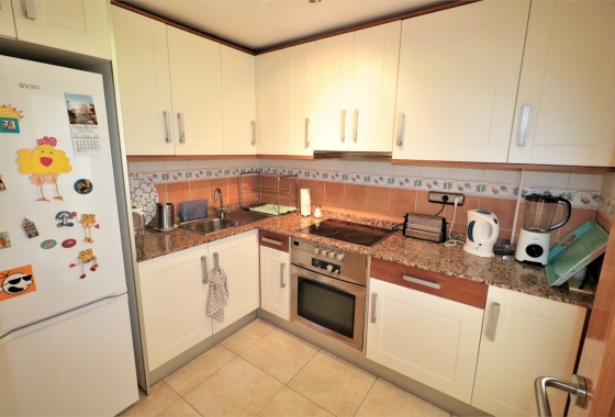 Resale - Apartment / flat - Torrevieja -  Urbanization