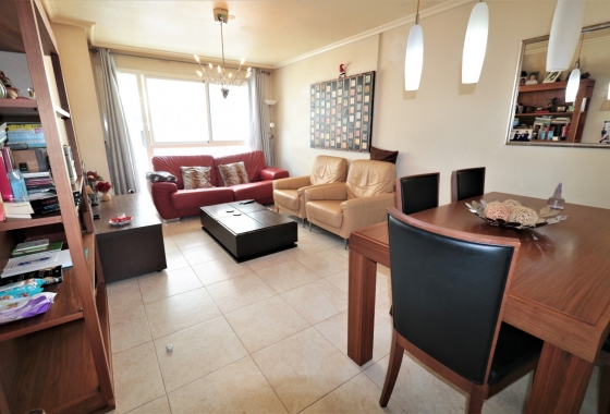 Resale - Apartment / flat - Torrevieja -  Urbanization
