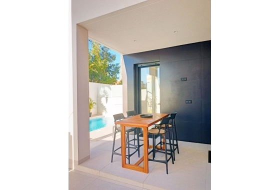 Rynek Wtórny - Willa - Punta Prima