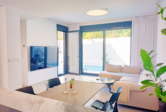 Rynek Wtórny - Willa - Punta Prima