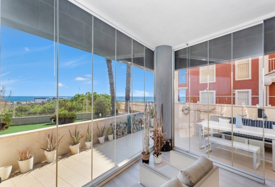 Resale - Apartment / flat - La Mata