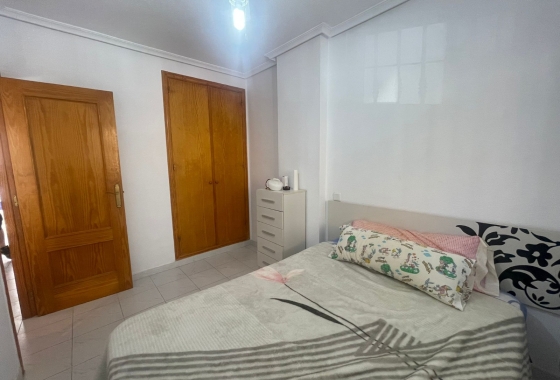 Resale - Apartment / flat - Torrevieja - LA MATA