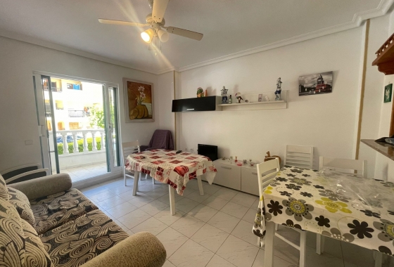 Resale - Apartment / flat - Torrevieja - LA MATA